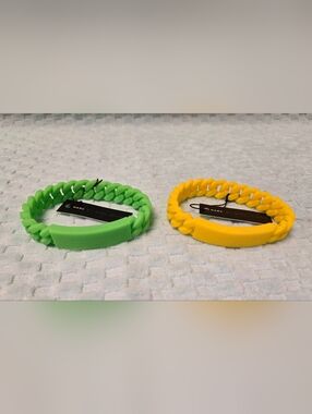 Marc By Marc Jacobs Silicone Chain Bracelets in Lime Green & Bright Yellow Set